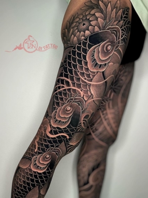 Hình xăm full chân đẹp cho nữ 